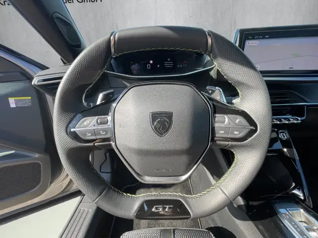 Peugeot 2008 view 10