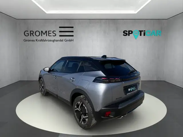 Peugeot 2008 view 5
