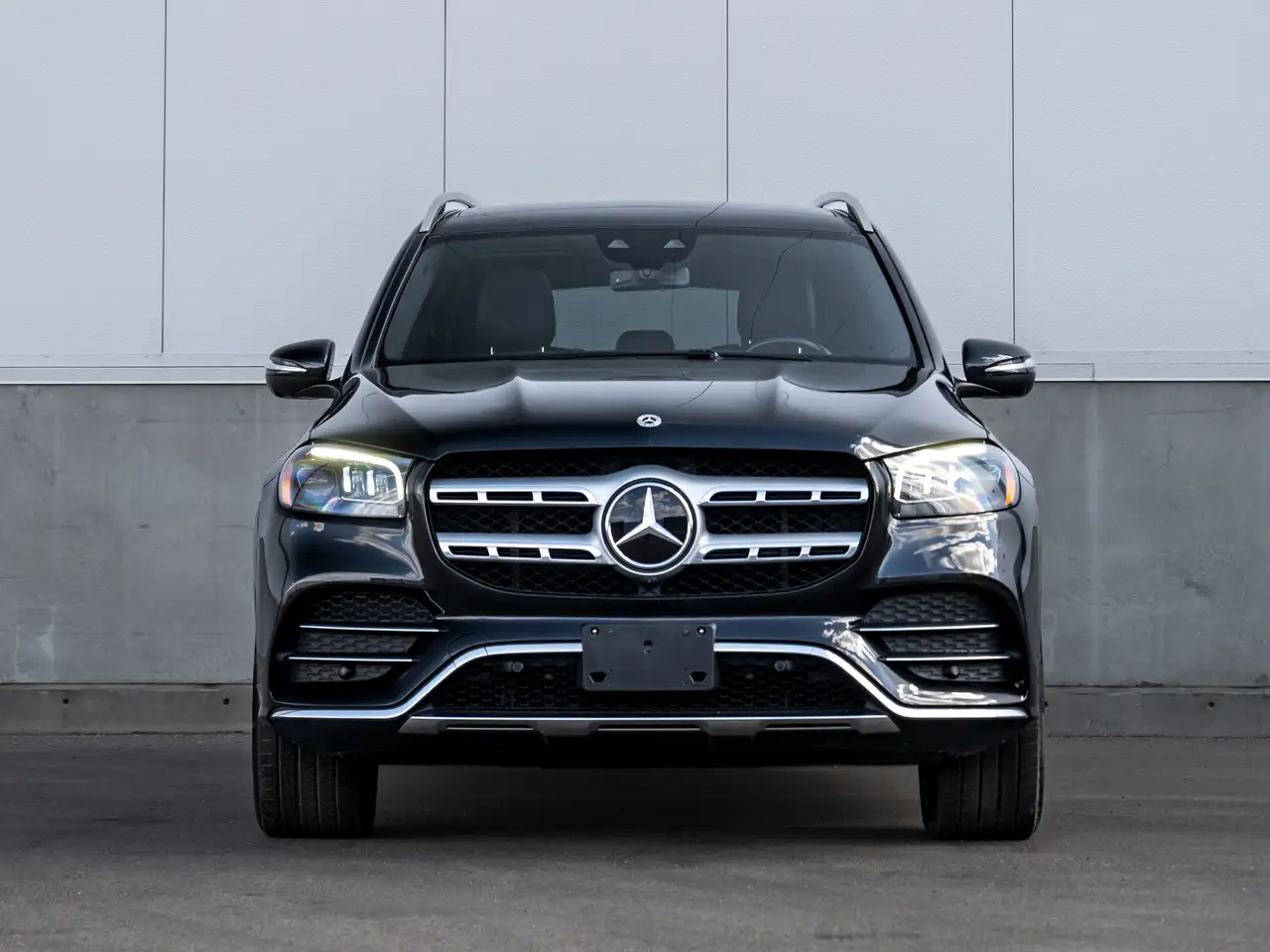 Mercedes-Benz GLS снимка Mercedes-Benz GLS