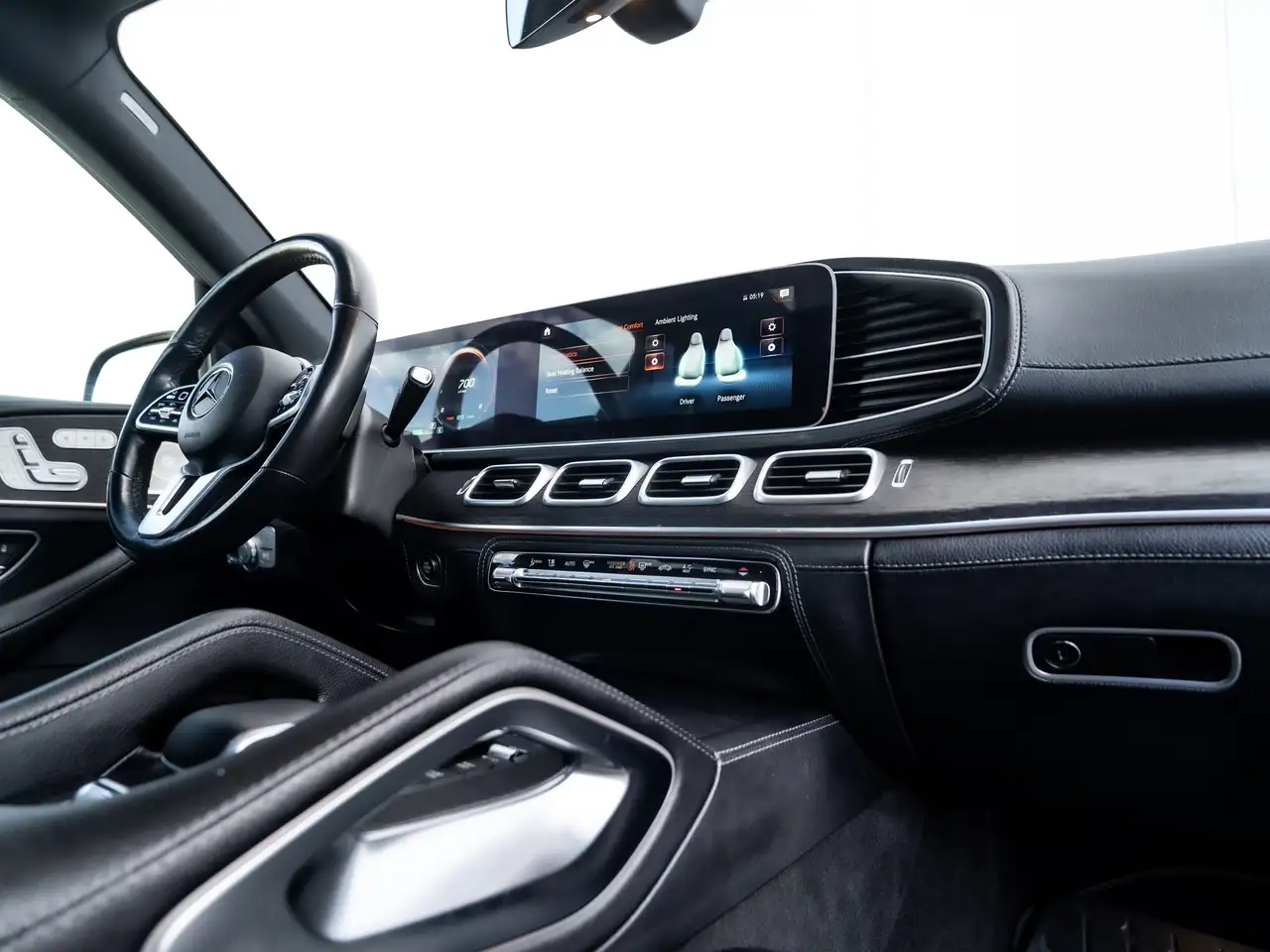 Mercedes-Benz GLS снимка Mercedes-Benz GLS