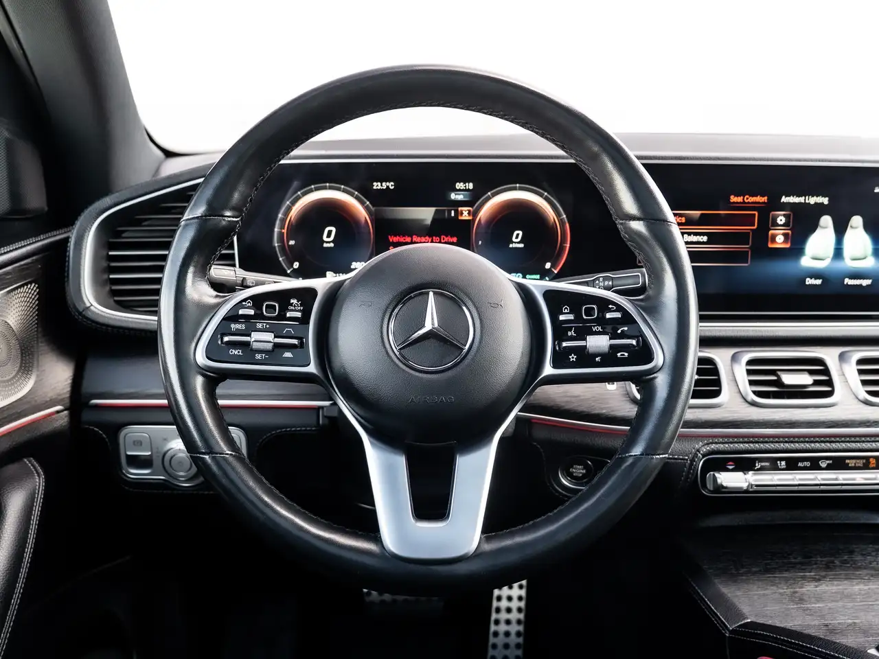 Mercedes-Benz GLS снимка Mercedes-Benz GLS