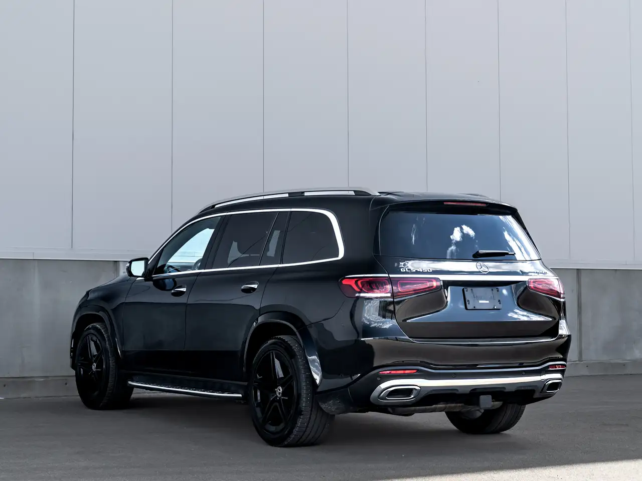 Mercedes-Benz GLS снимка Mercedes-Benz GLS
