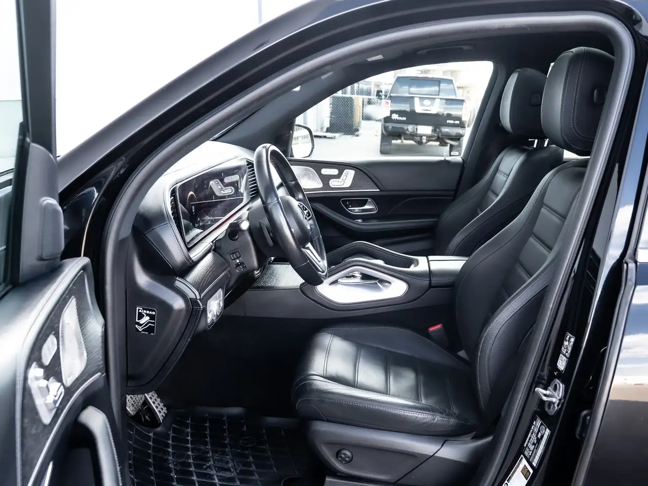 Mercedes-Benz GLS снимка Mercedes-Benz GLS