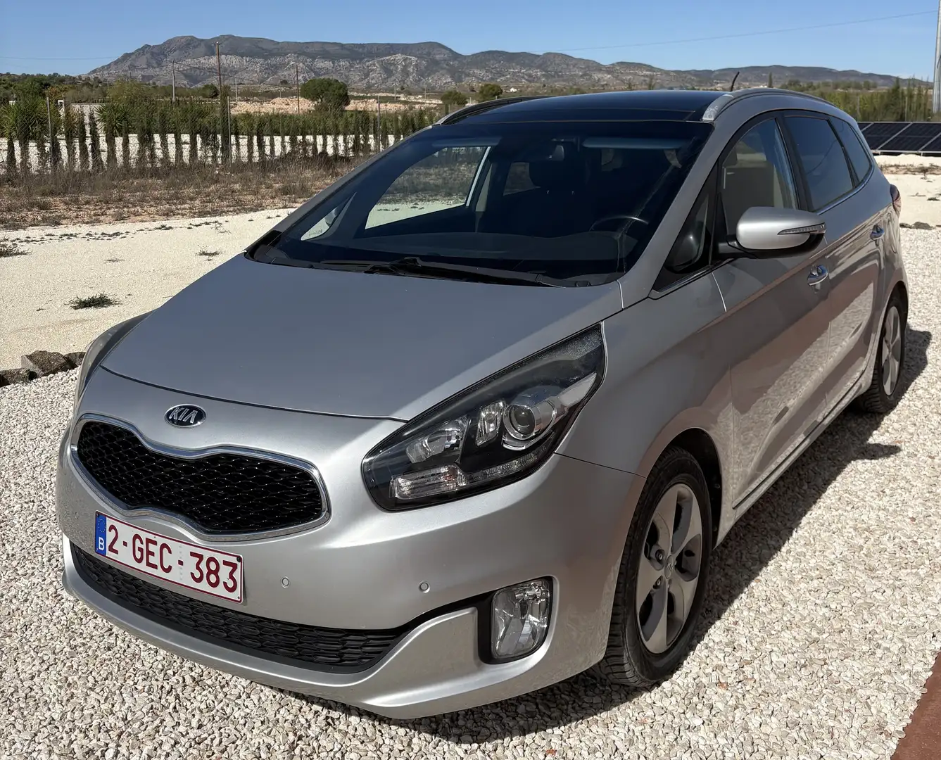 Kia Carens 1.7 CRDI Fusion. Toit Pano. Att.Rem. CT OK, Argent - 1