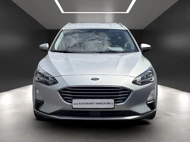 Ford Focus view 8