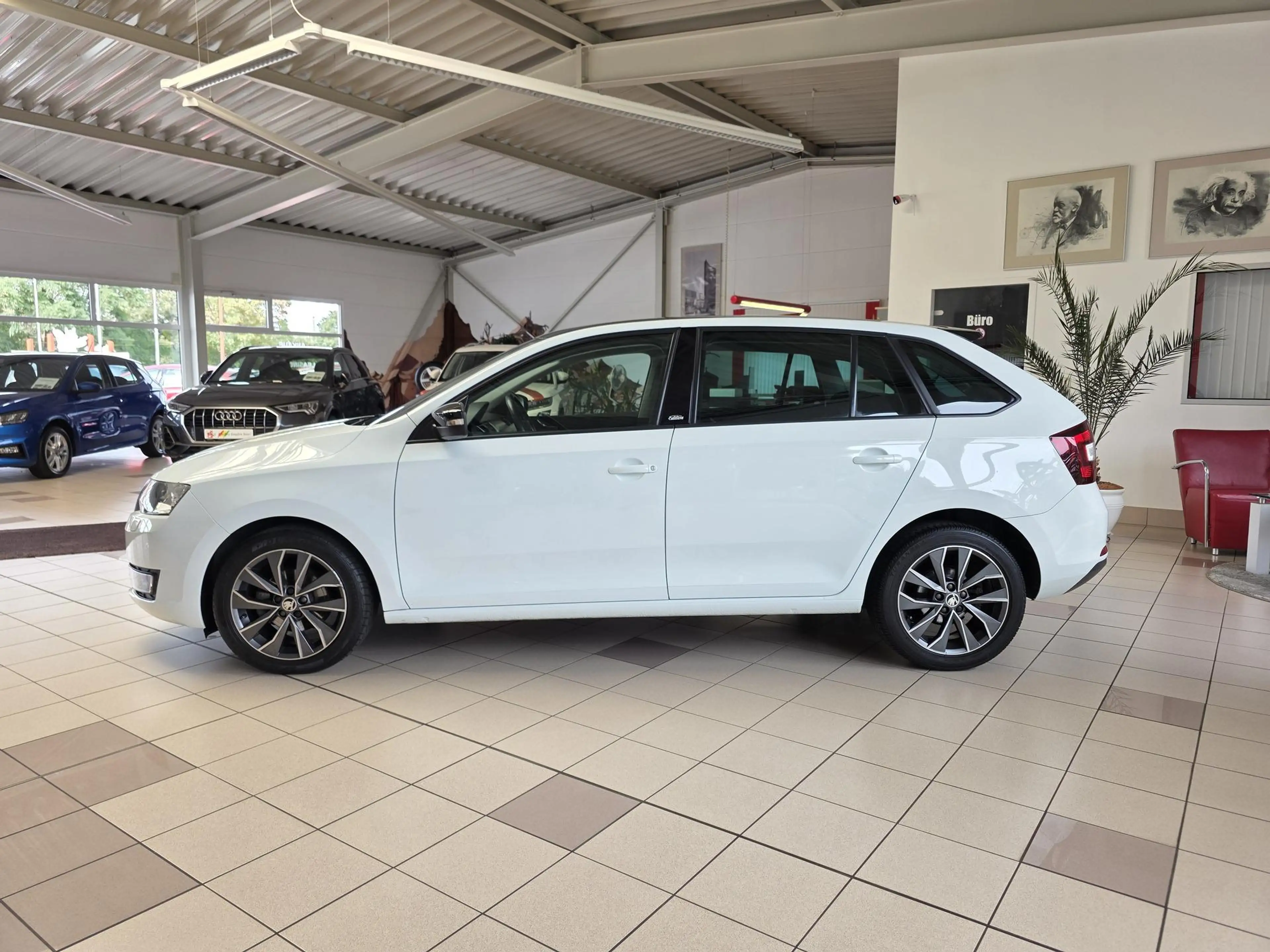 Skoda Rapid/Spaceback Rapid 1.2 TSI SB Edition DSG/Pano/Navi/Xenon/Tempo — photo 4