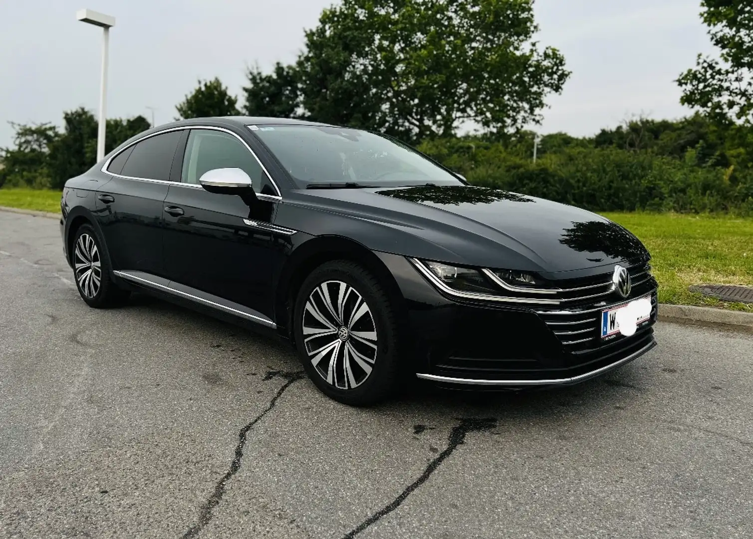 Volkswagen Arteon 2,0 TDI SCR Elegance DSG - 2