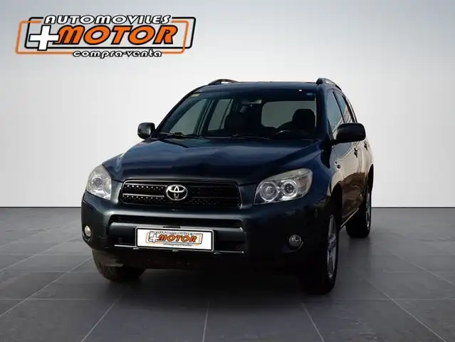 Toyota RAV 4 2.2 D-4D LIFE 150 CV