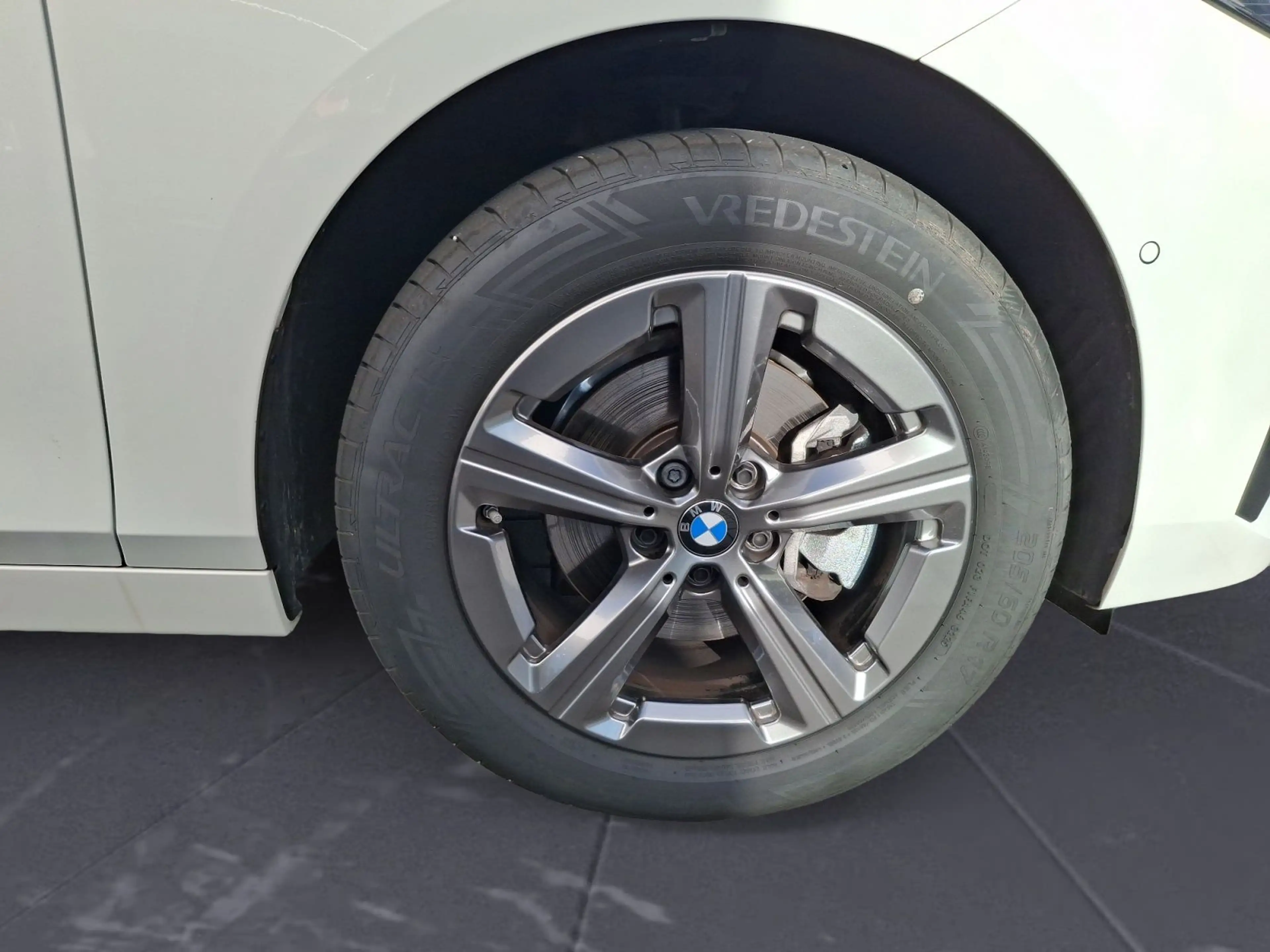 BMW 220 AHK Rückfahrkamera LED 17-Zol — photo 8