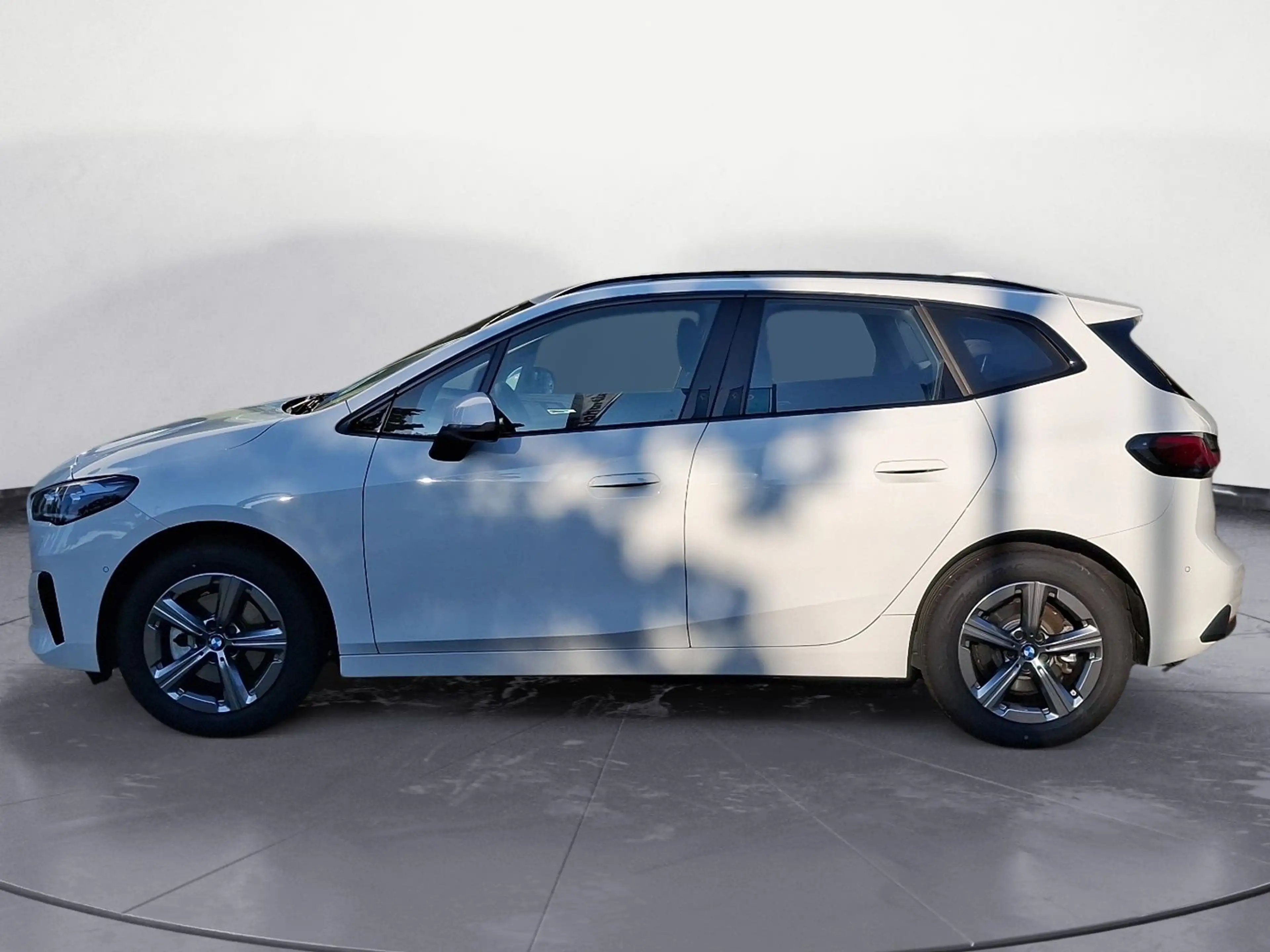 BMW 220 AHK Rückfahrkamera LED 17-Zol — photo 4