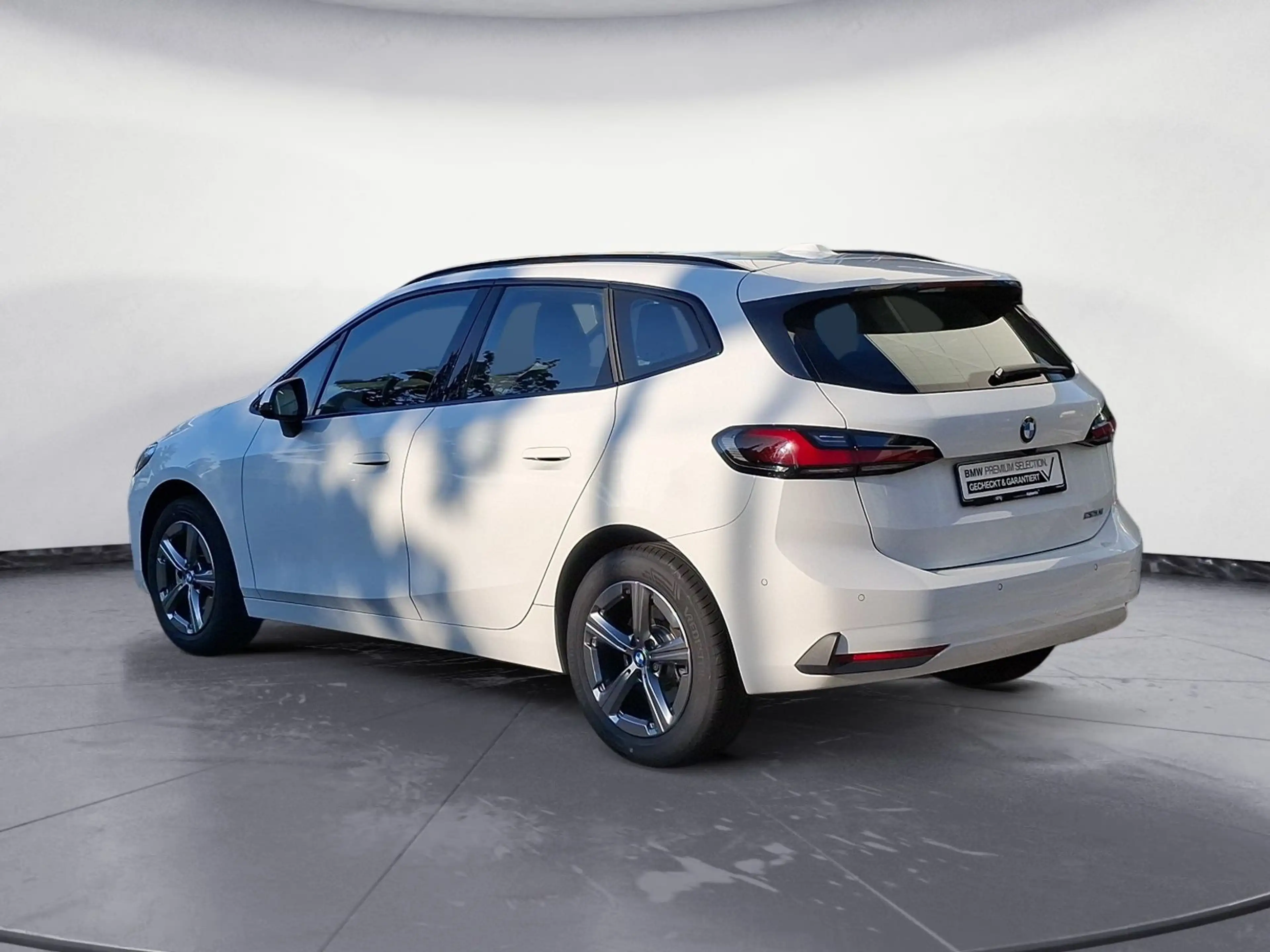 BMW 220 AHK Rückfahrkamera LED 17-Zol — photo 5