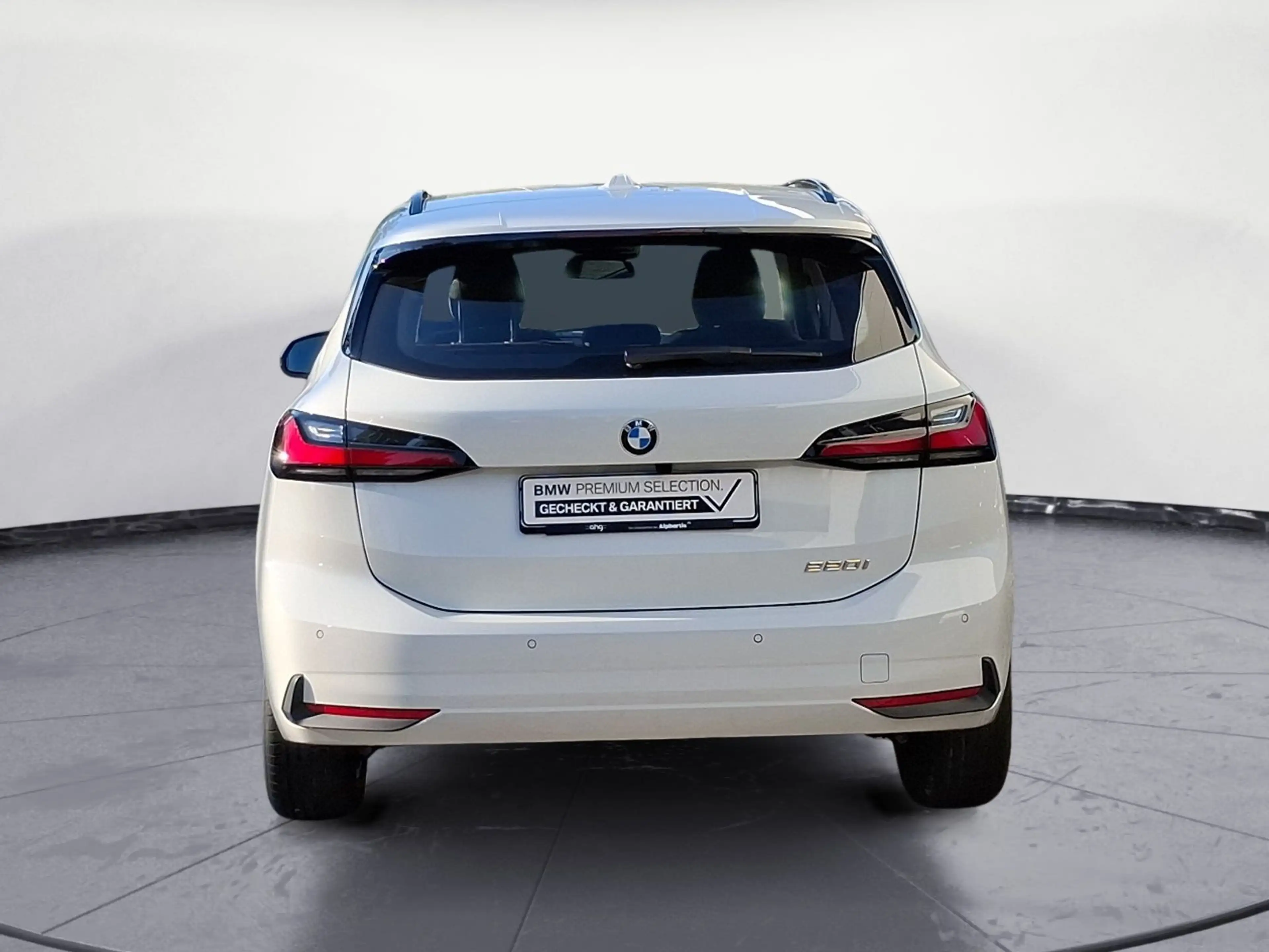 BMW 220 AHK Rückfahrkamera LED 17-Zol — photo 6