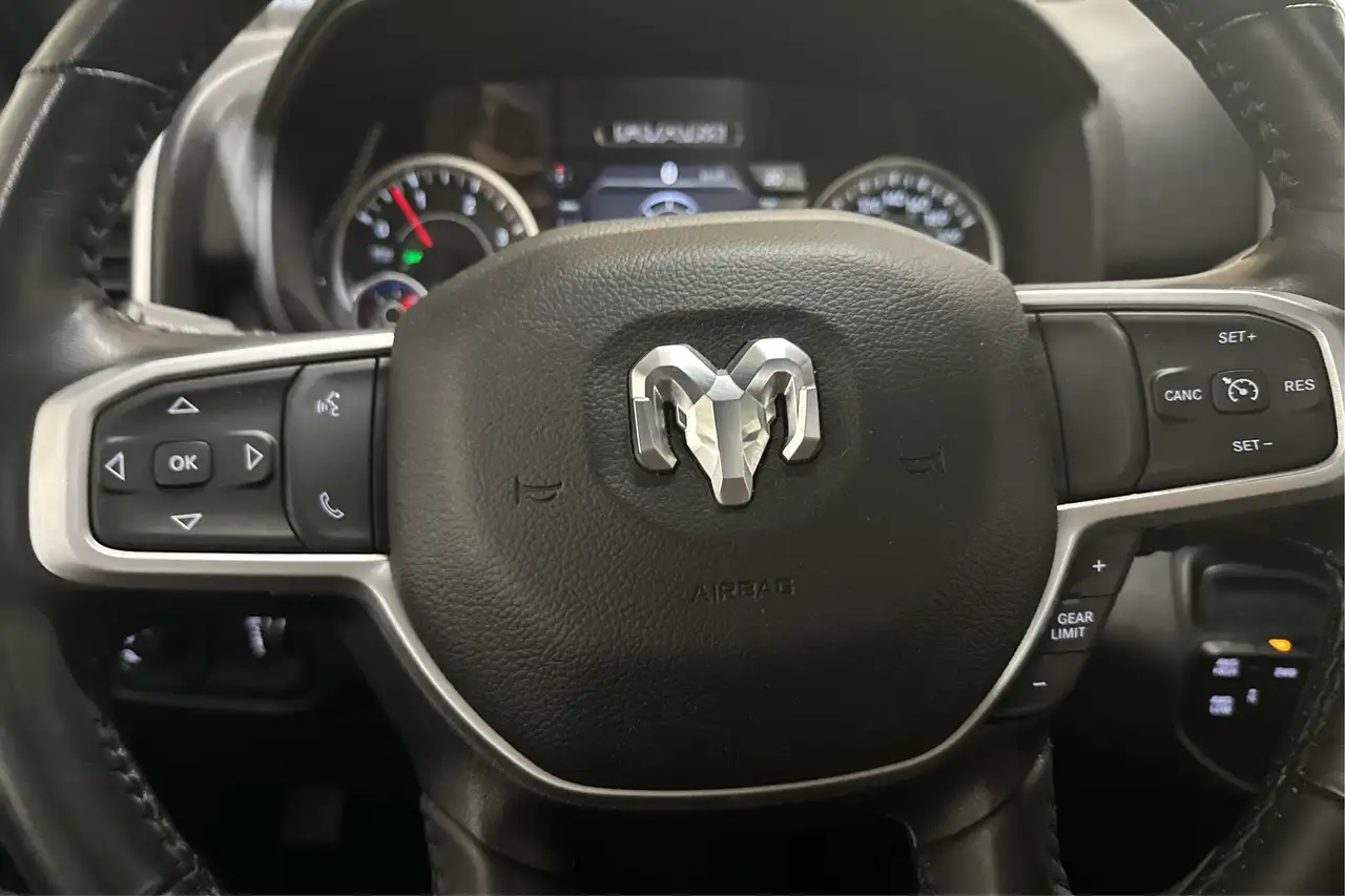 RAM 2500 снимка RAM 2500