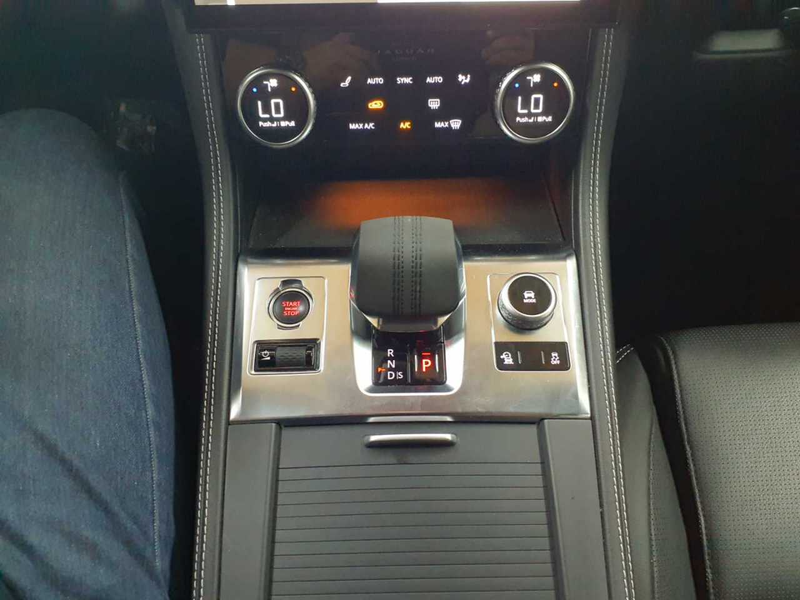 Jaguar F-Pace F-Pace D200 AWD R-Dynamic S Leder HuD — photo 10