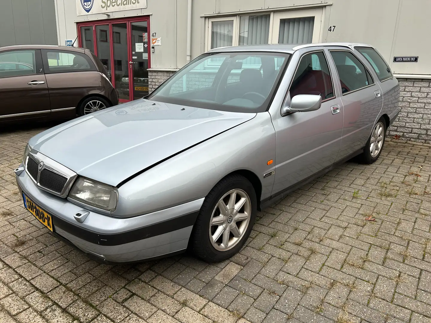 Lancia Kappa K 2.4-20V LS SW Šedá - 1