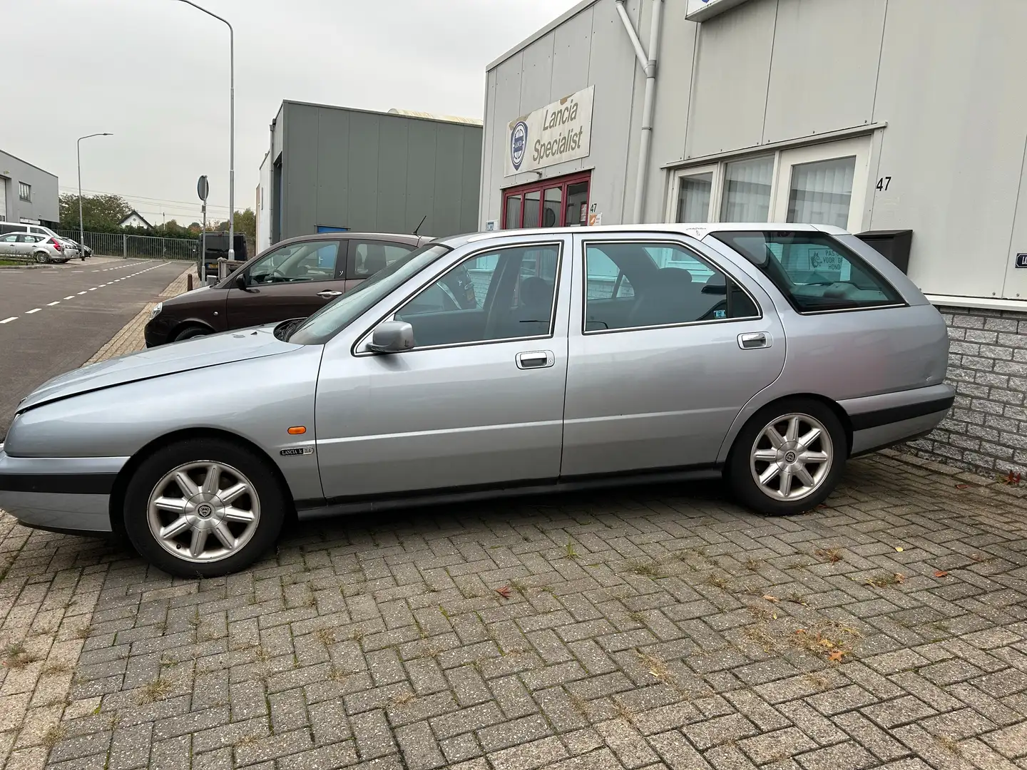 Lancia Kappa K 2.4-20V LS SW Šedá - 2