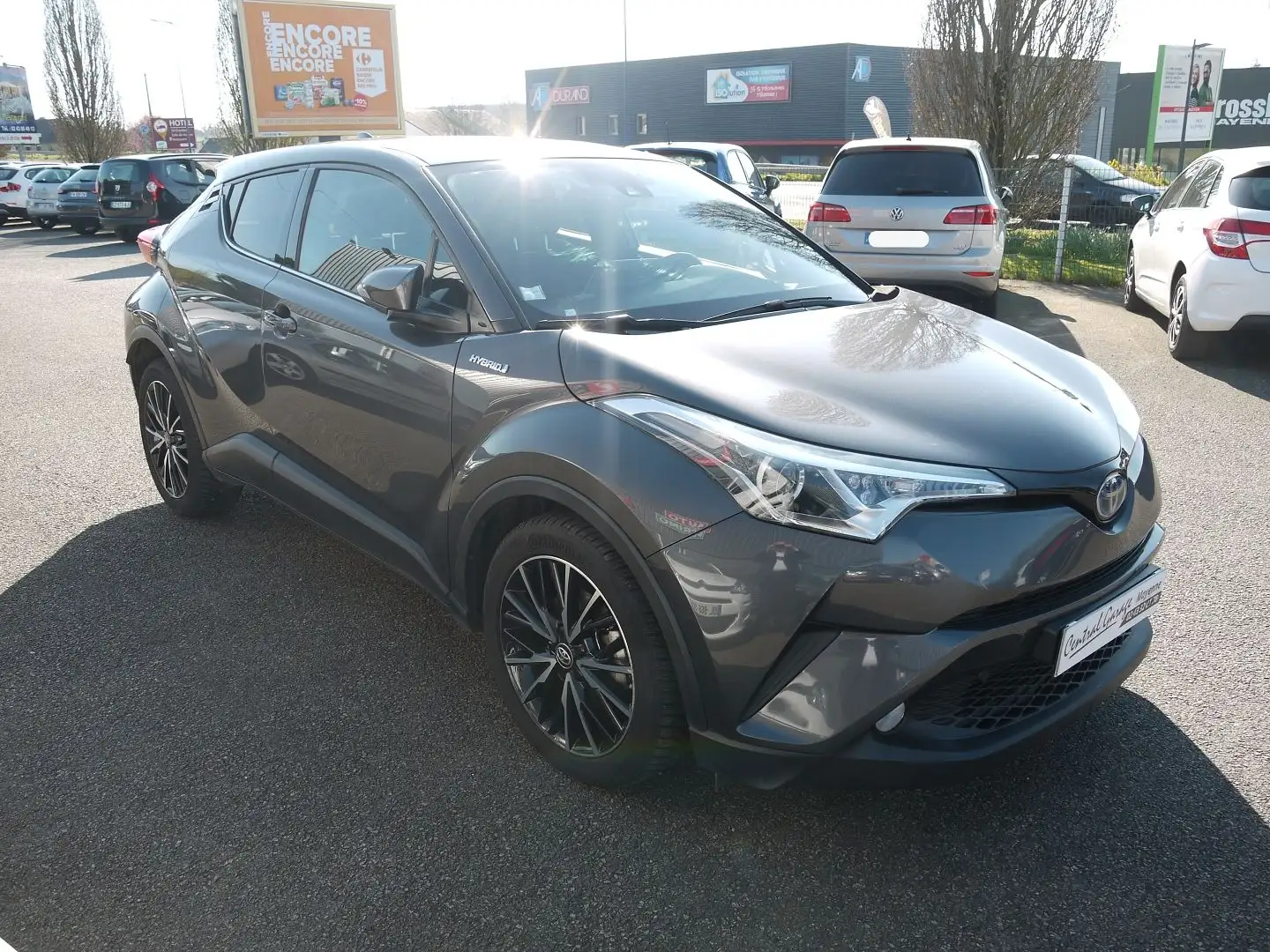 Toyota C-HR 122H GRAPHIC 2WD E-CVT RC18 - 1