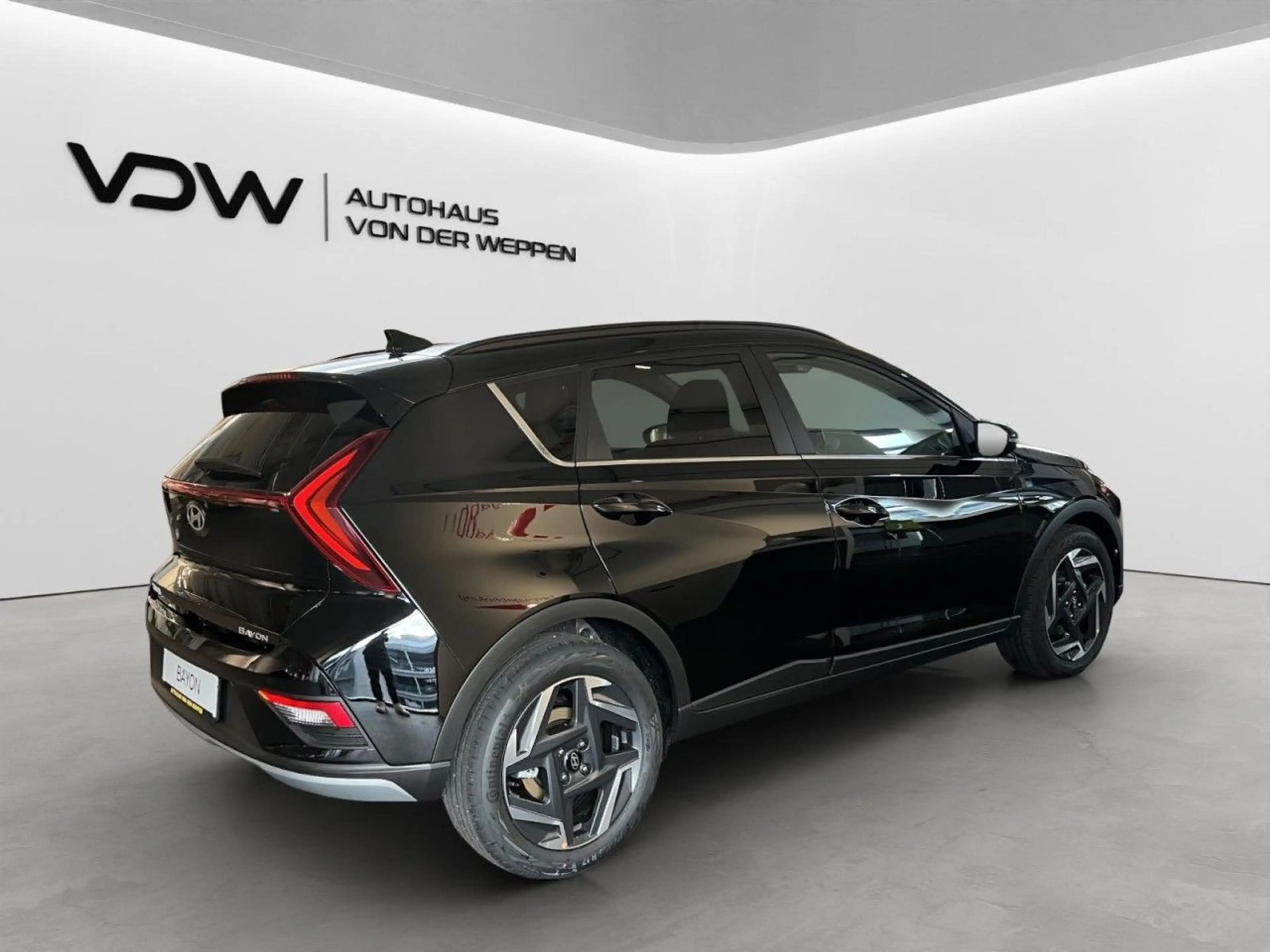 Hyundai BAYON PRIME MIT PDC+BOSE SOUND+SMART KEY U.V.M.! — photo 9
