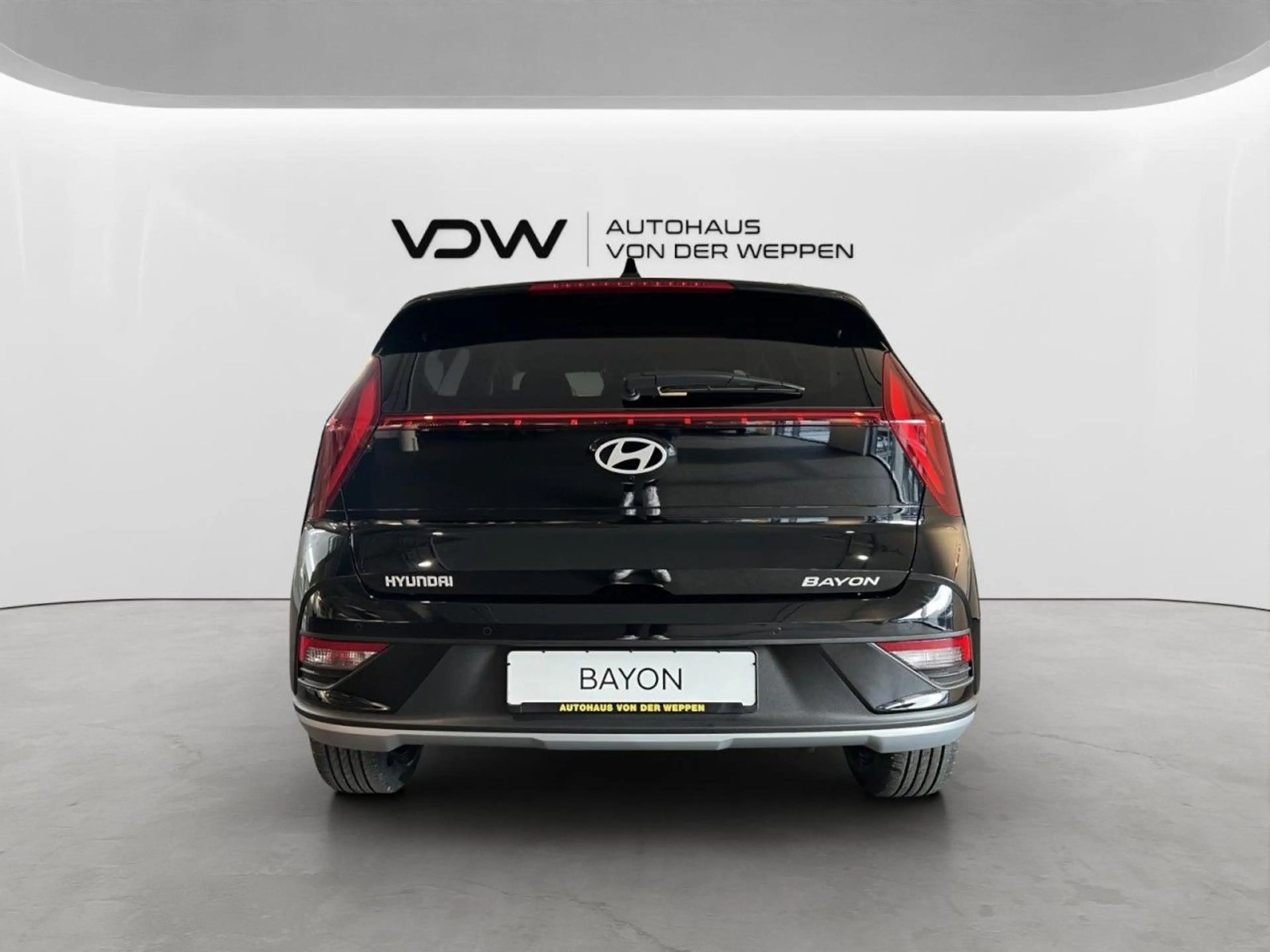 Hyundai BAYON PRIME MIT PDC+BOSE SOUND+SMART KEY U.V.M.! — photo 7