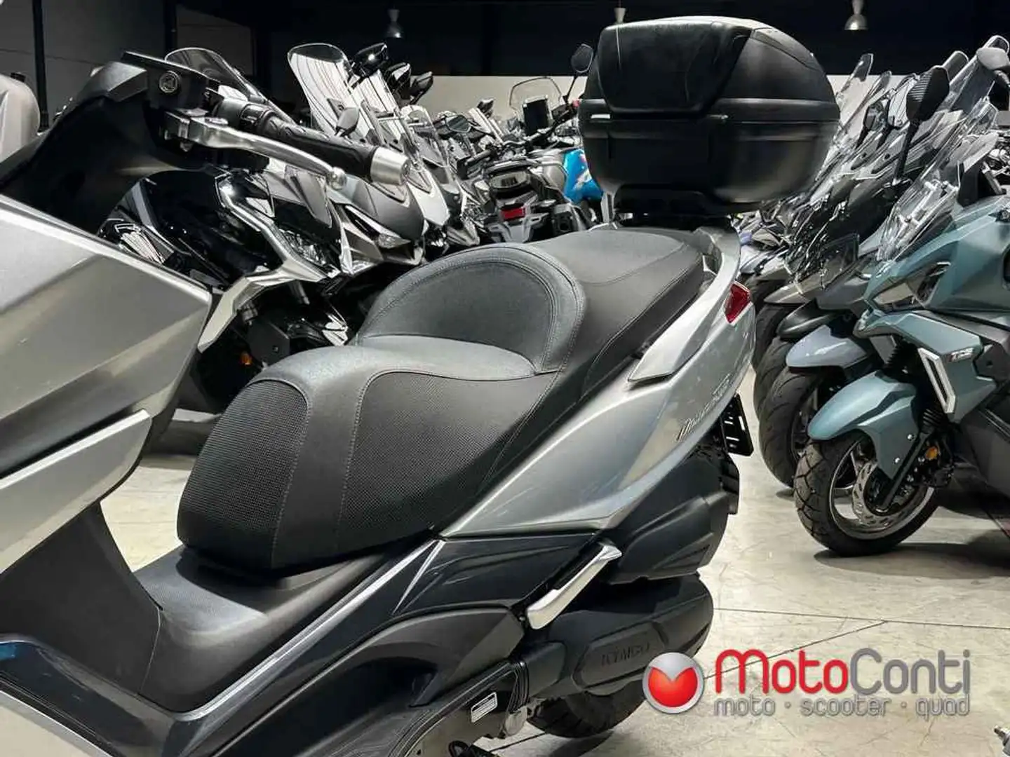 Kymco Downtown 125i ABS Gris - 2