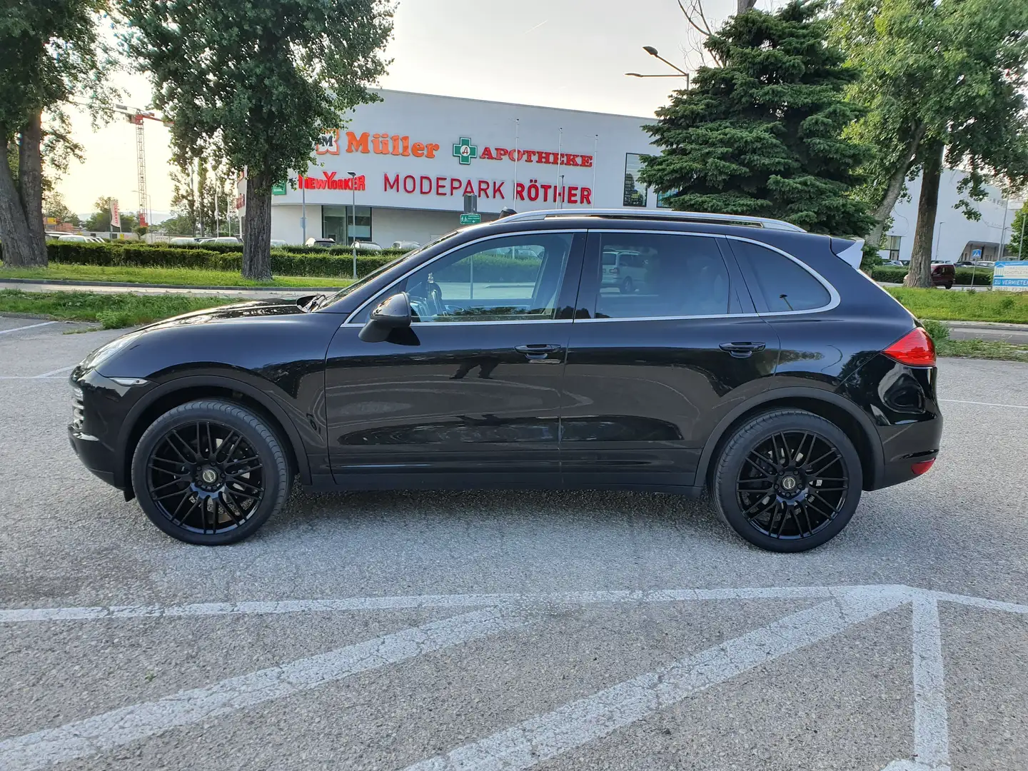 Porsche Cayenne Cayenne II Platinum Edition 3,0 Diesel Aut. Schwarz - 2