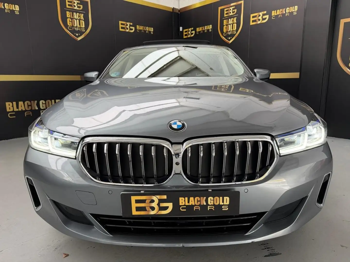 BMW 620 620d xDrive Gran Turismo Grau - 2
