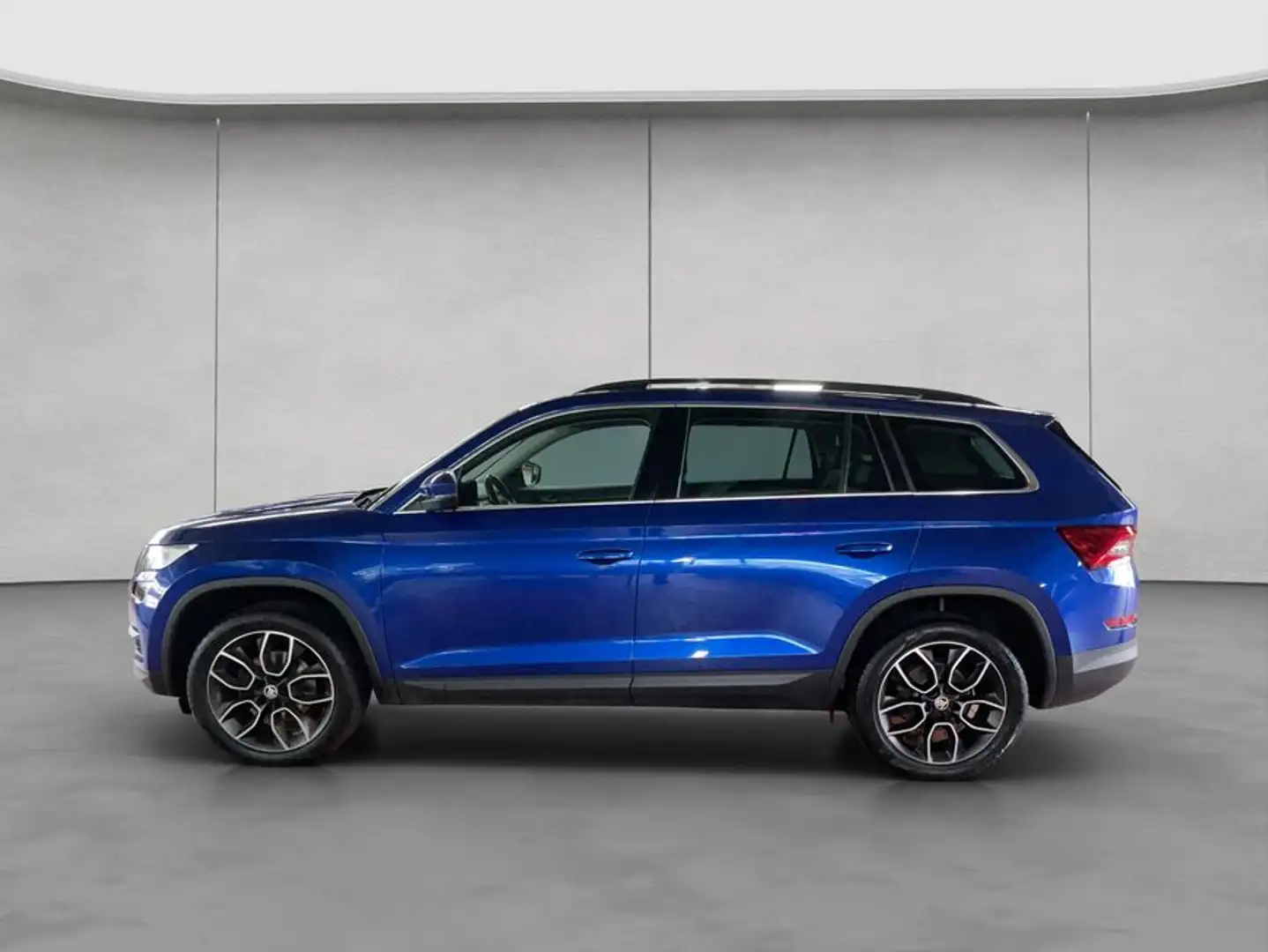 Skoda Kodiaq 1.5 TSI DSG Ambition AHK Blauw - 2