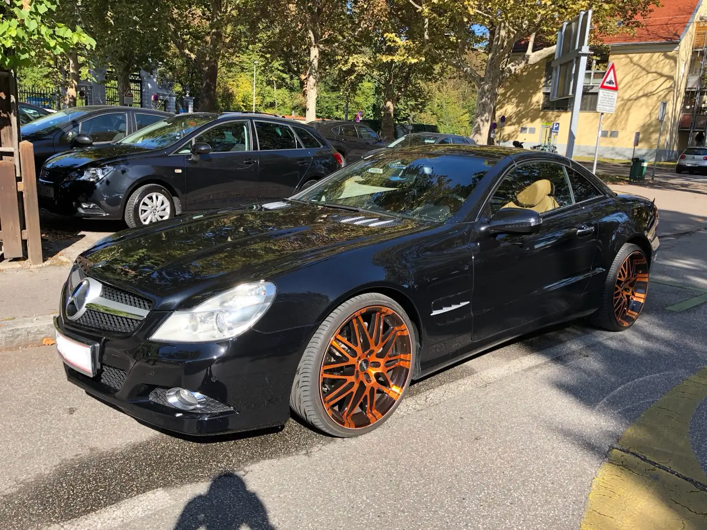 Mercedes-Benz SL 300 MERCEDES-BENZ SL-KLASSE, SL 280 ROADSTER AUT. Schwarz - 1
