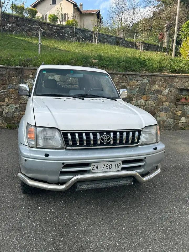Toyota Land Cruiser kzj90 3p 3.0 Standard auto, foto 1