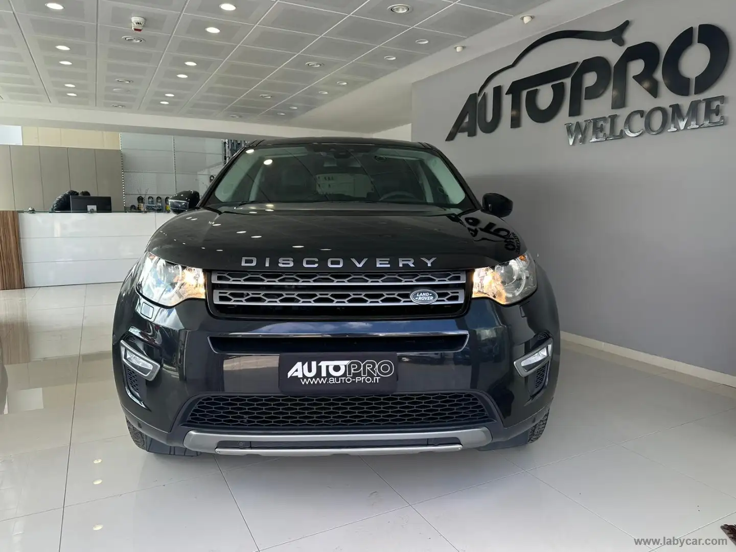 Land Rover Discovery Sport 2.0 TD4 180 CV Pure MOTORE NUOVO Zwart - 1