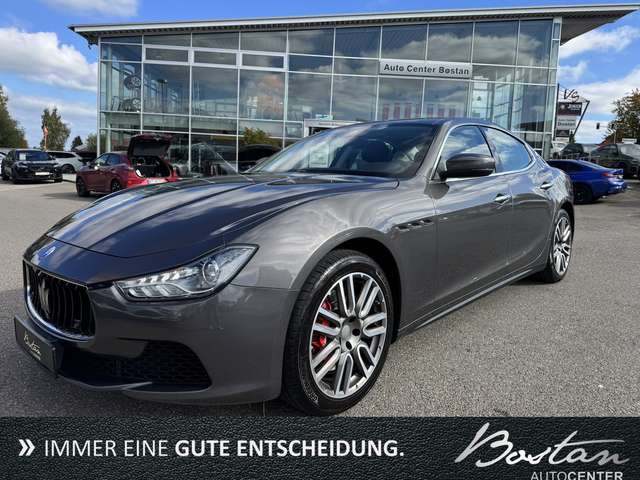 Imagine Maserati Ghibli 3.0 V6/LEDER/KAMERA/CAR PLAY/MEMORY/PDC