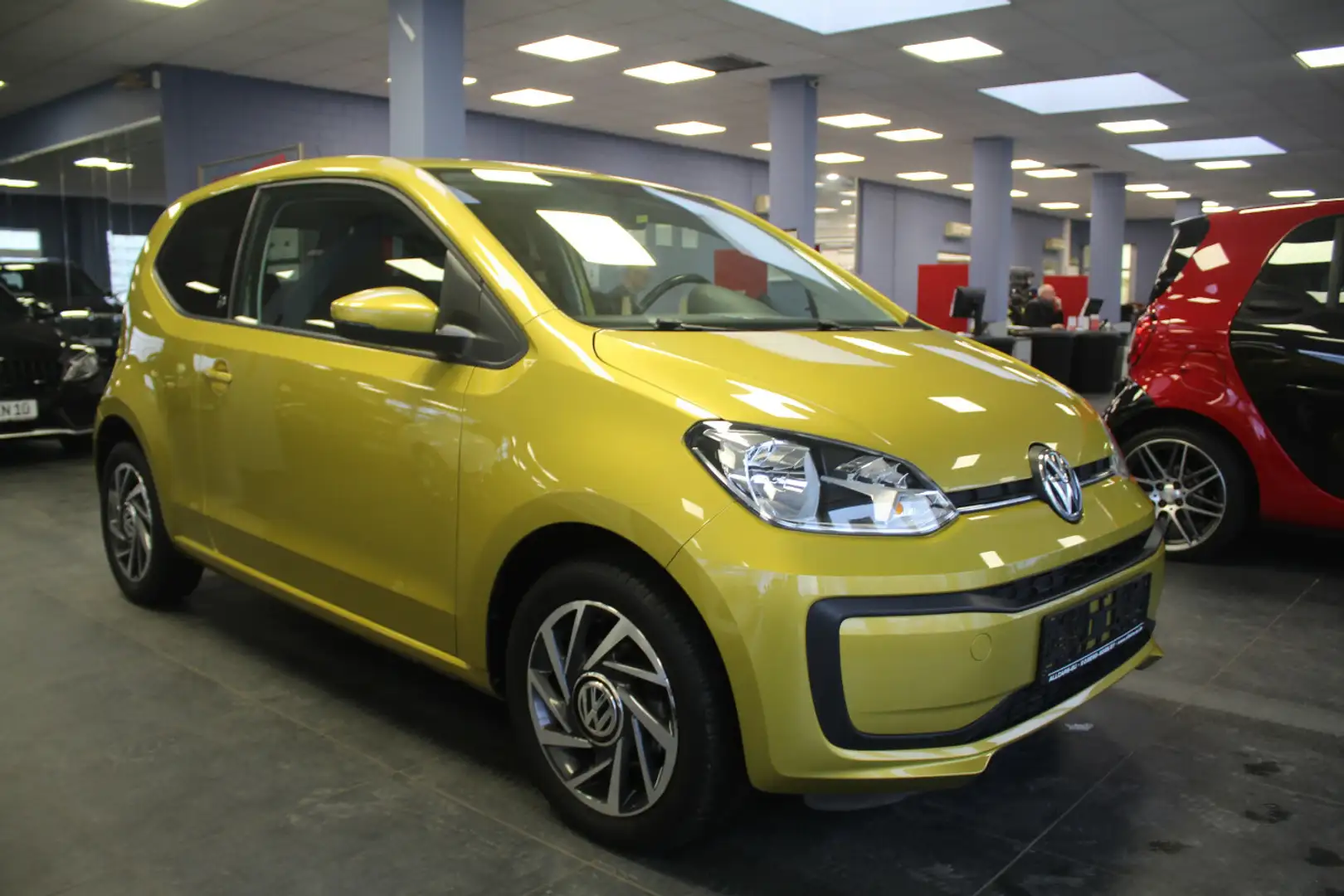Volkswagen up! sound up! Yellow - 1