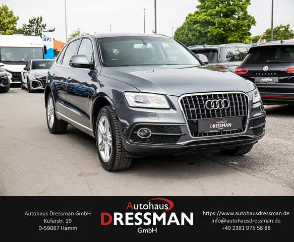 Audi Q5 view 3