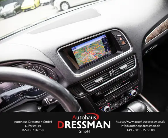 Audi Q5 view 15