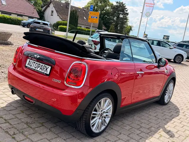 Mini Cooper Cooper view 5