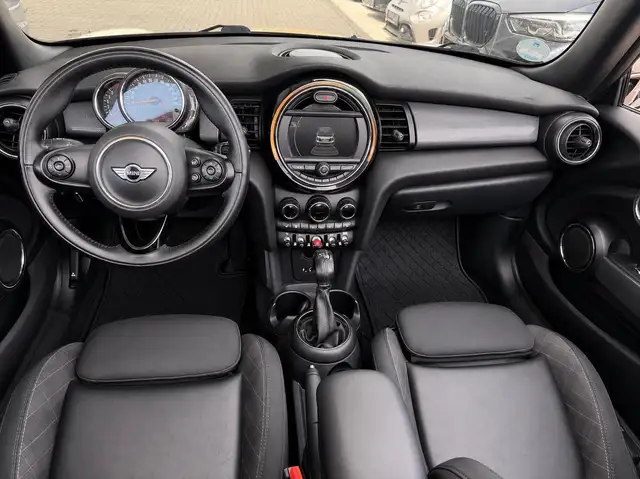 Mini Cooper Cooper view 11