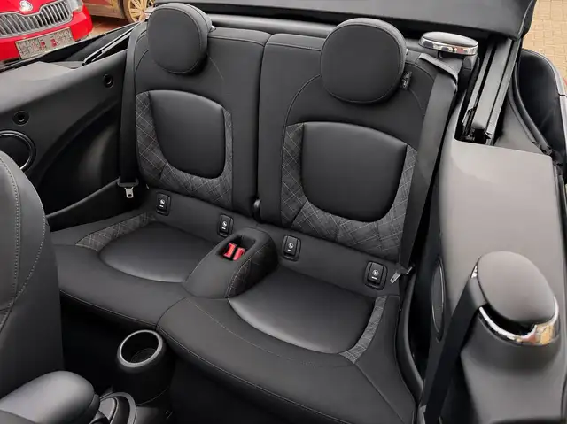 Mini Cooper Cooper view 13