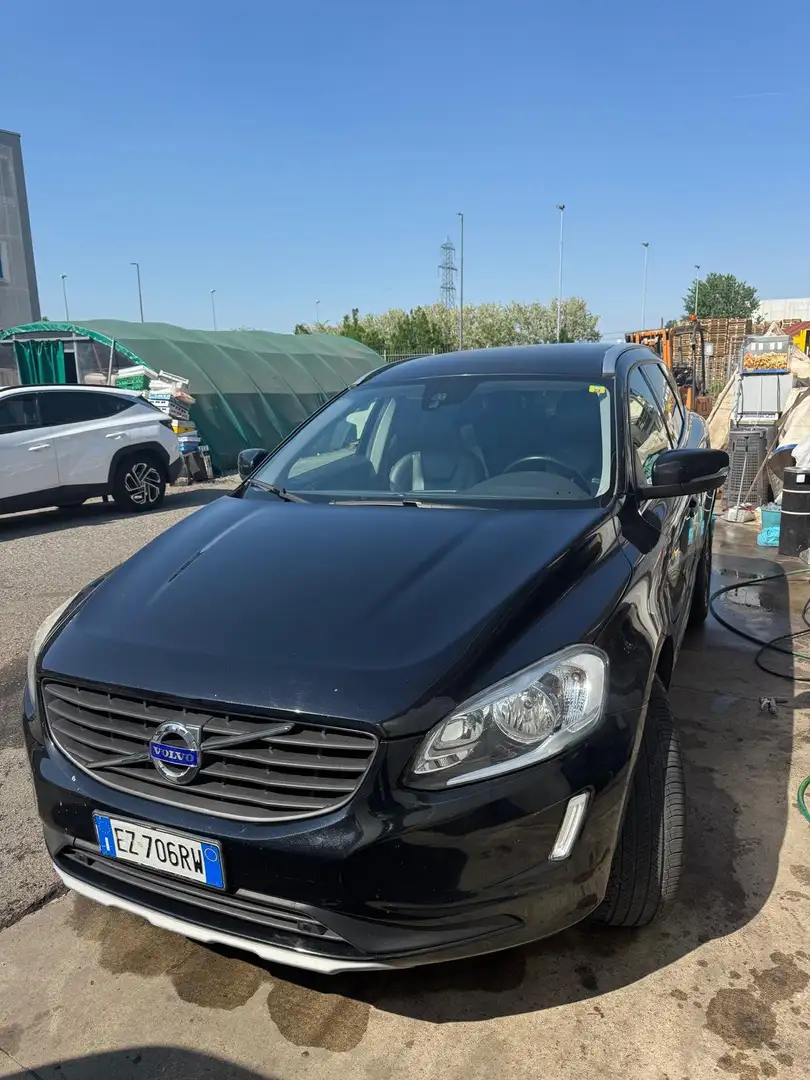 Volvo XC60 XC60 I 2014 2.0 d3 Ocean Race 150cv geartronic Nero - 1