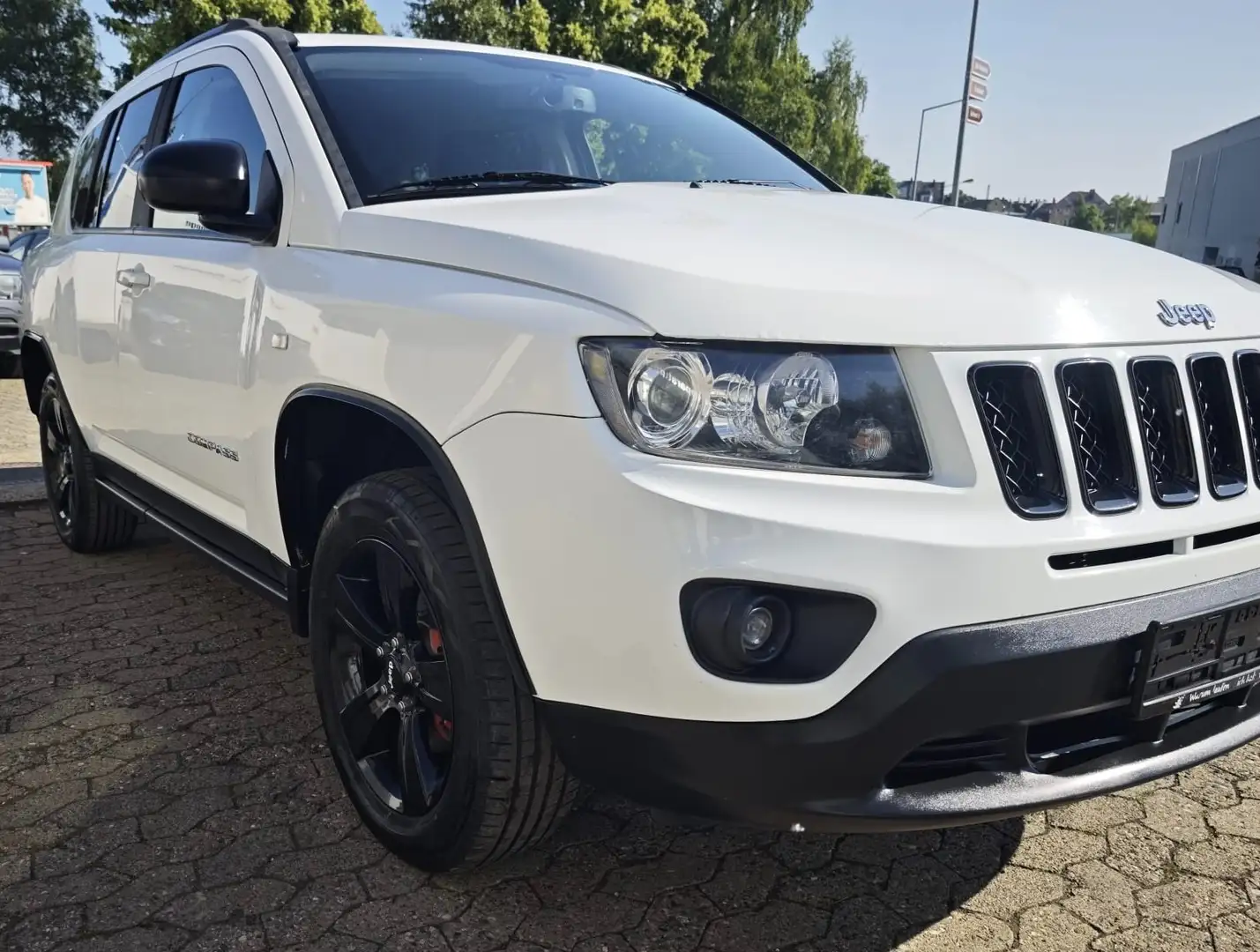 Jeep Compass Sport 4x2 Blanc - 1