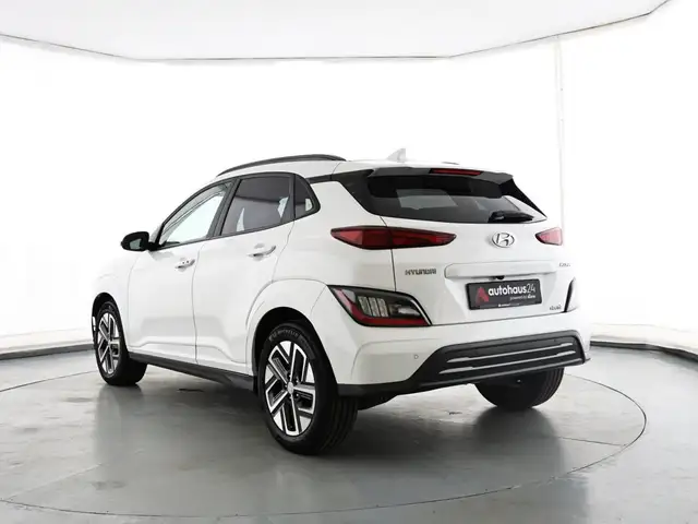Hyundai Kona view 4