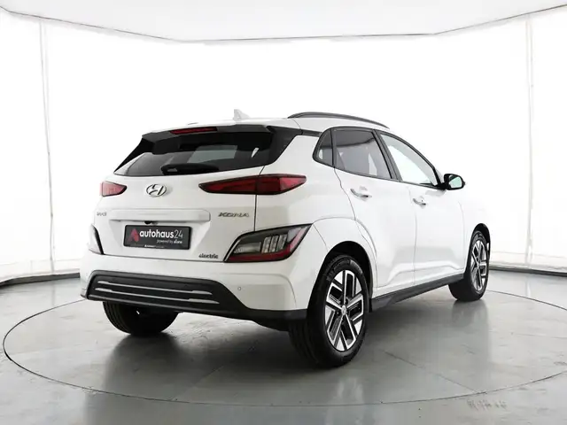 Hyundai Kona view 5