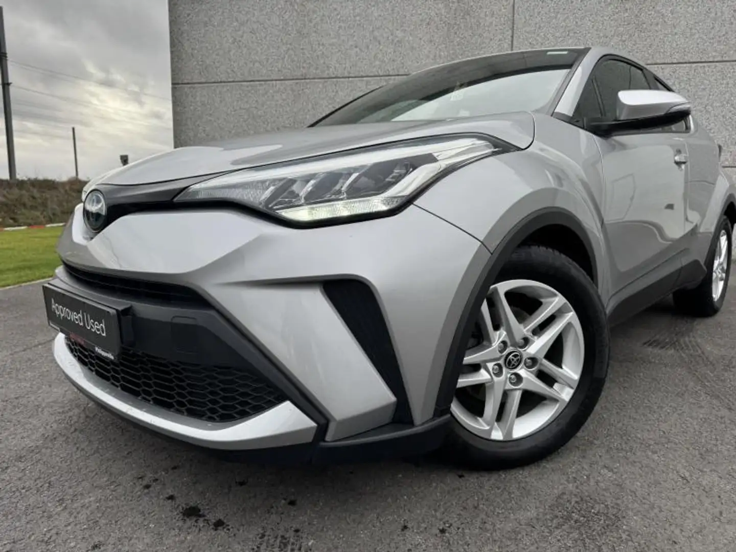 Toyota C-HR 1.8L Hybrid CVT C-ENTER Argent - 2