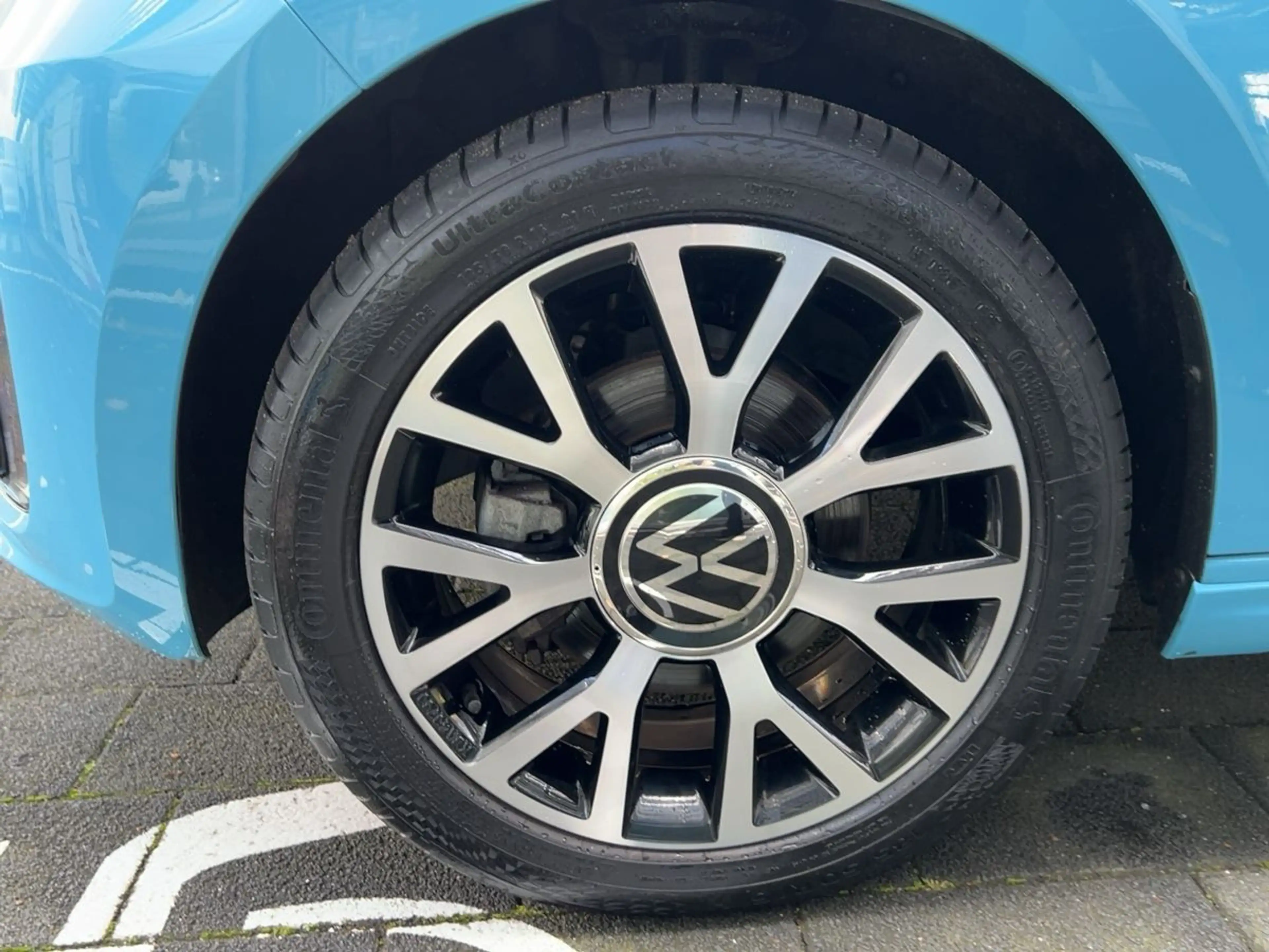 Volkswagen e-up! Style Plus Sitzheizung Rückfahrkamera LED — photo 15