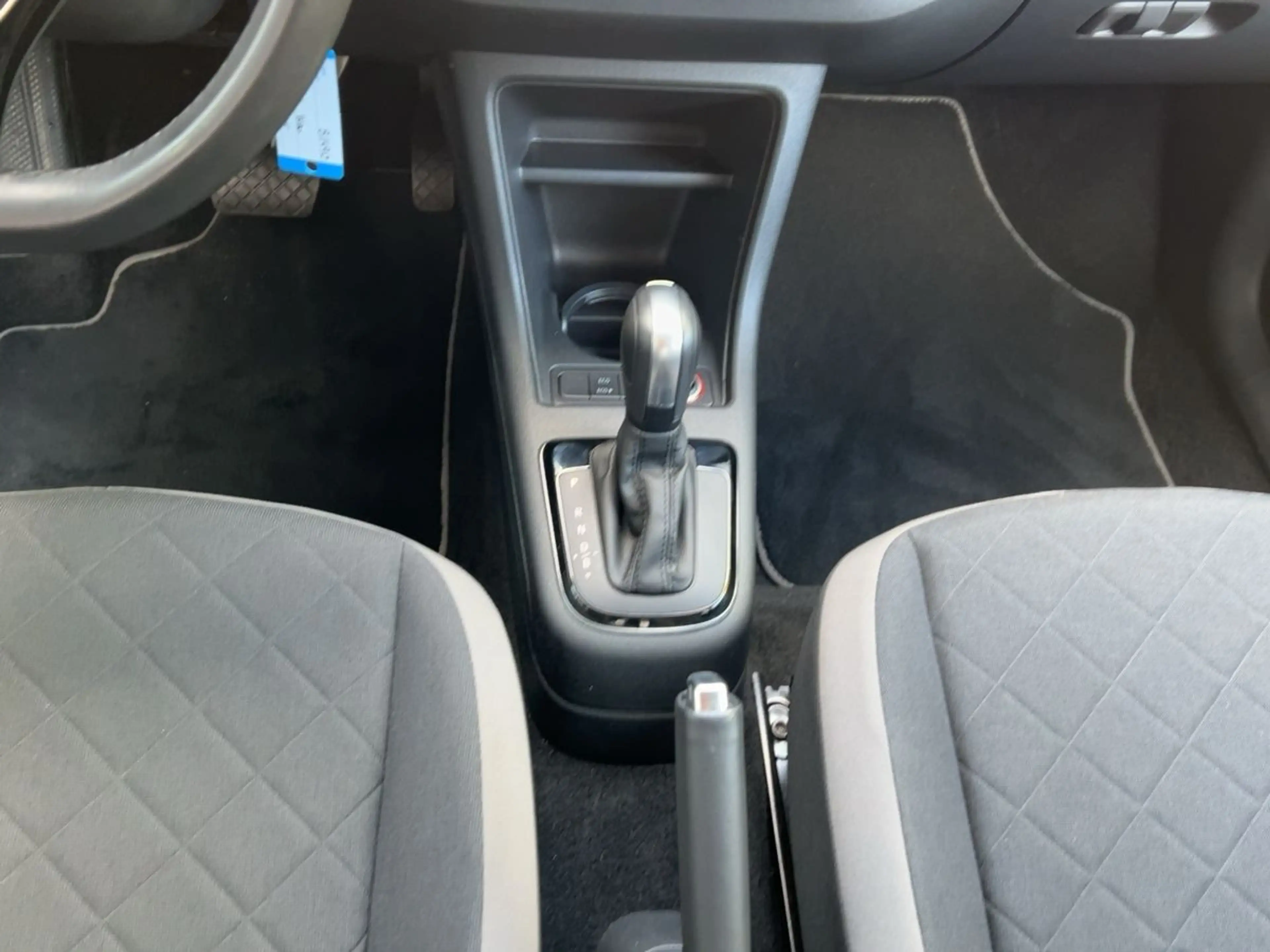 Volkswagen e-up! Style Plus Sitzheizung Rückfahrkamera LED — photo 13