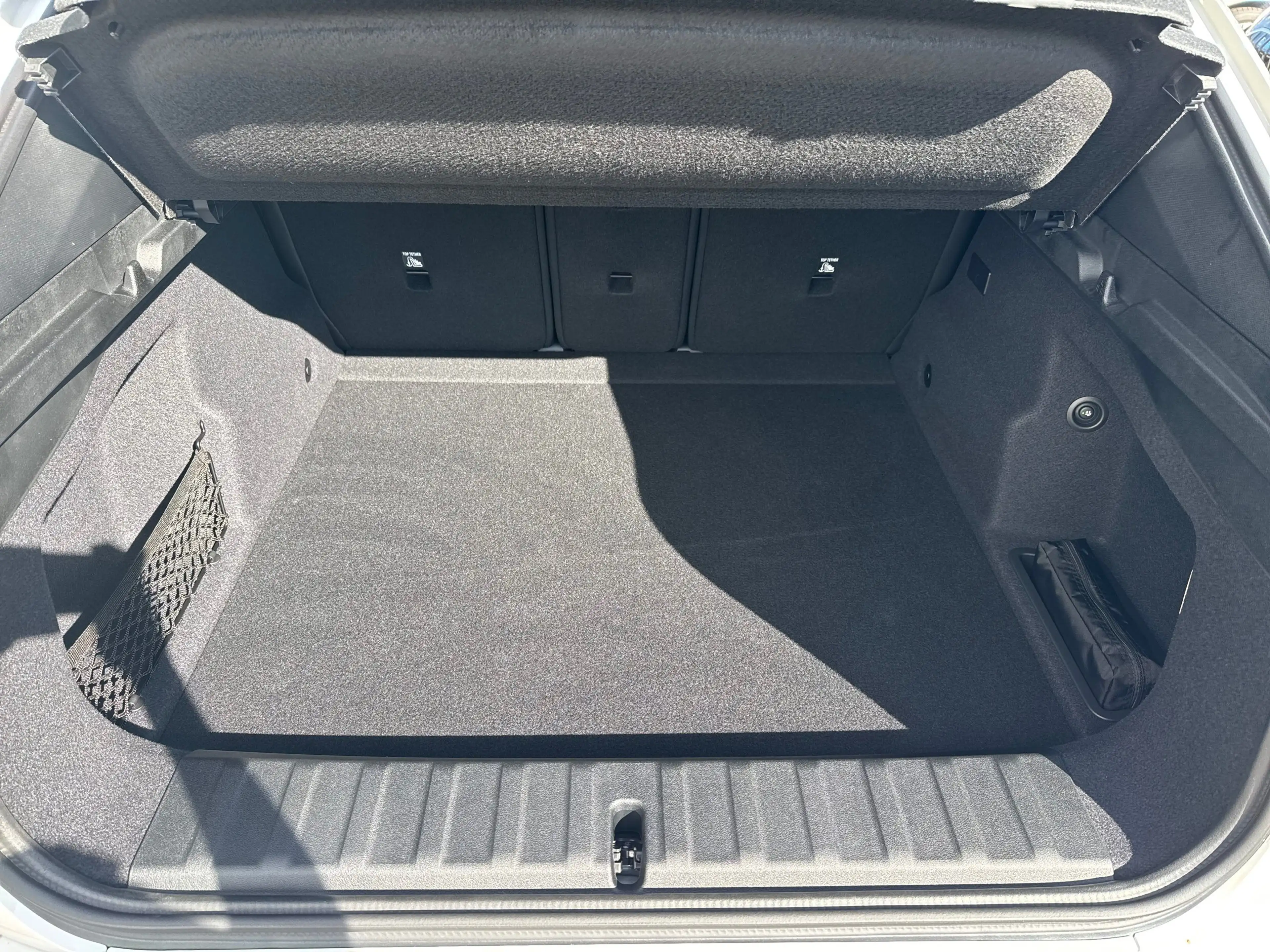 BMW iX2 xDrive30 M Sportpaket DAB LED Komfortzg. — photo 2