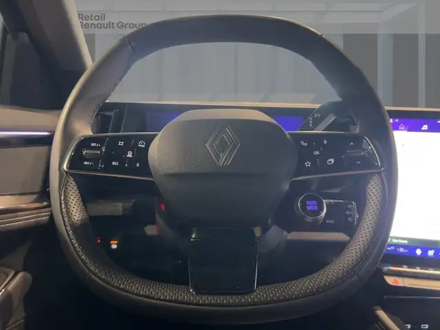 Renault Austral view 11