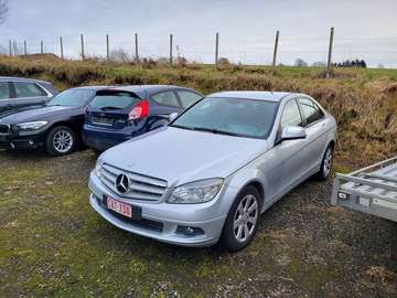 C 220 CDI EXPORT MARCHAND moteur cassé