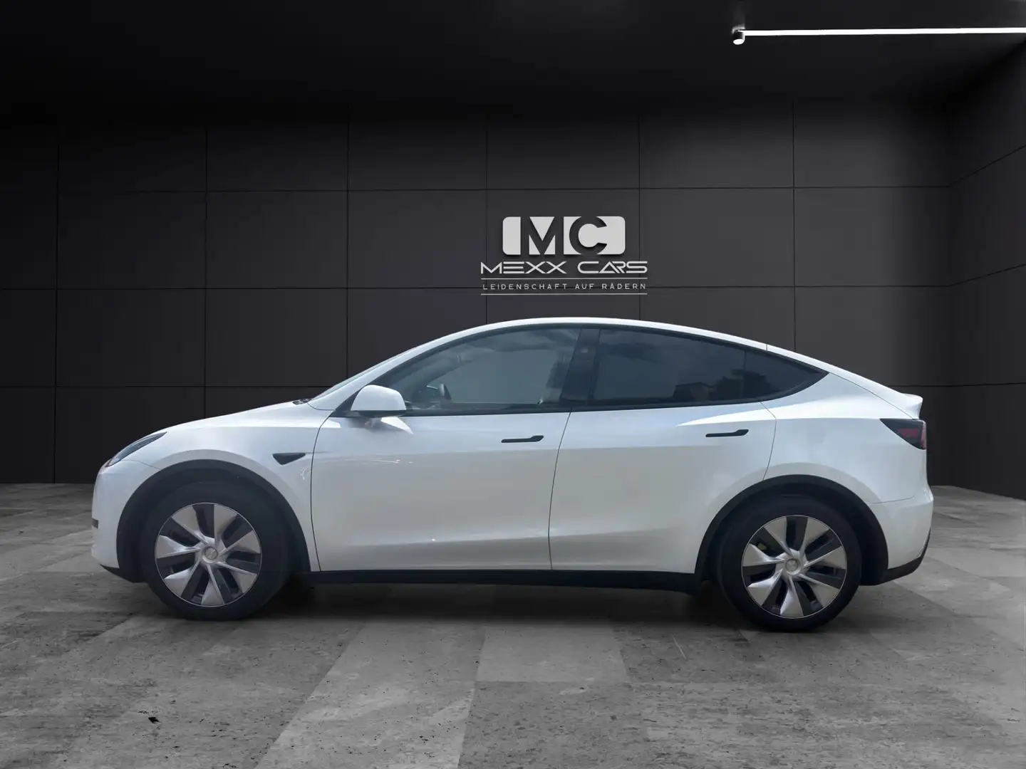 Tesla Model Y SR 62,8kWh RWD Weiß - 2