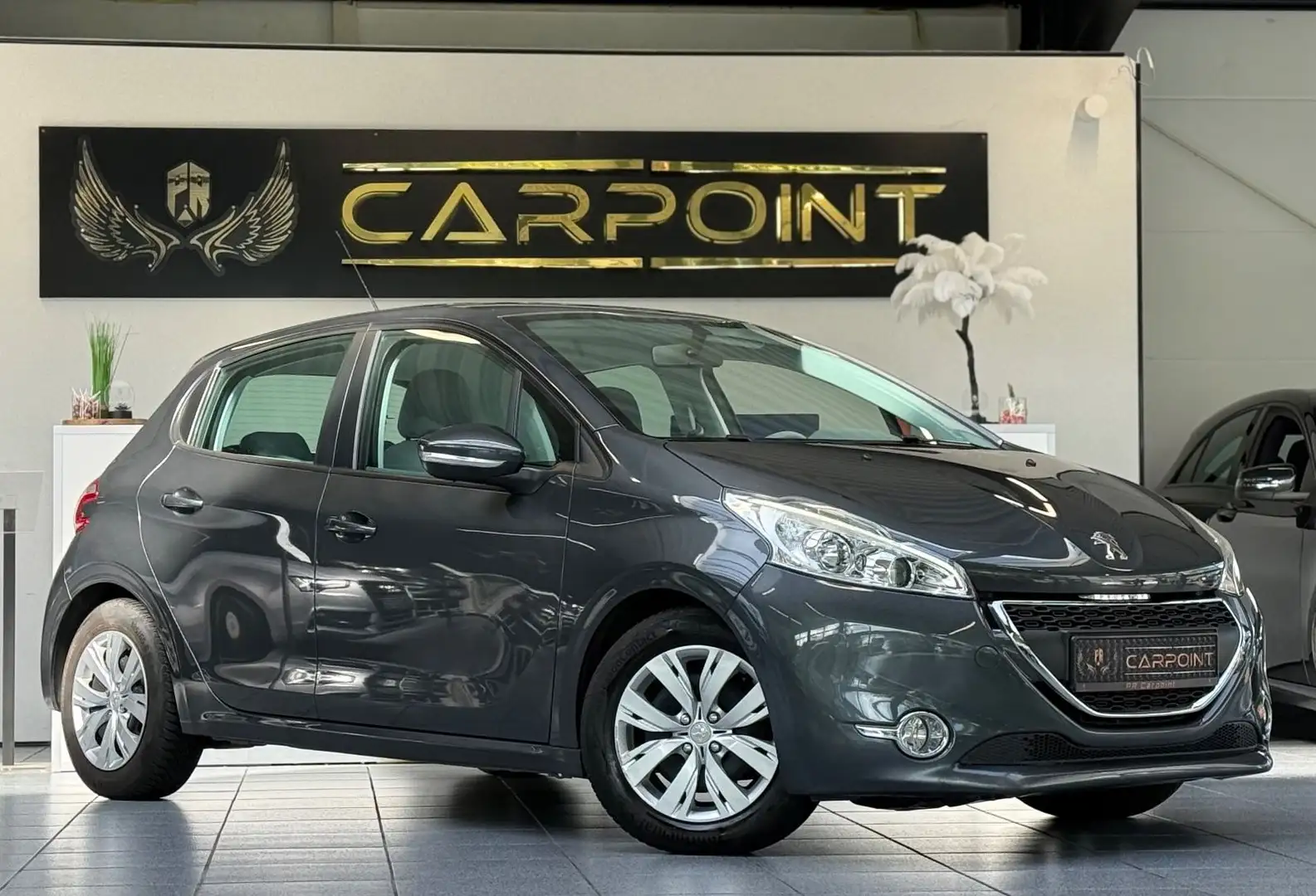 Peugeot 208 Active 1,4l /Bluetooth/Tempo./Klima Grau - 2