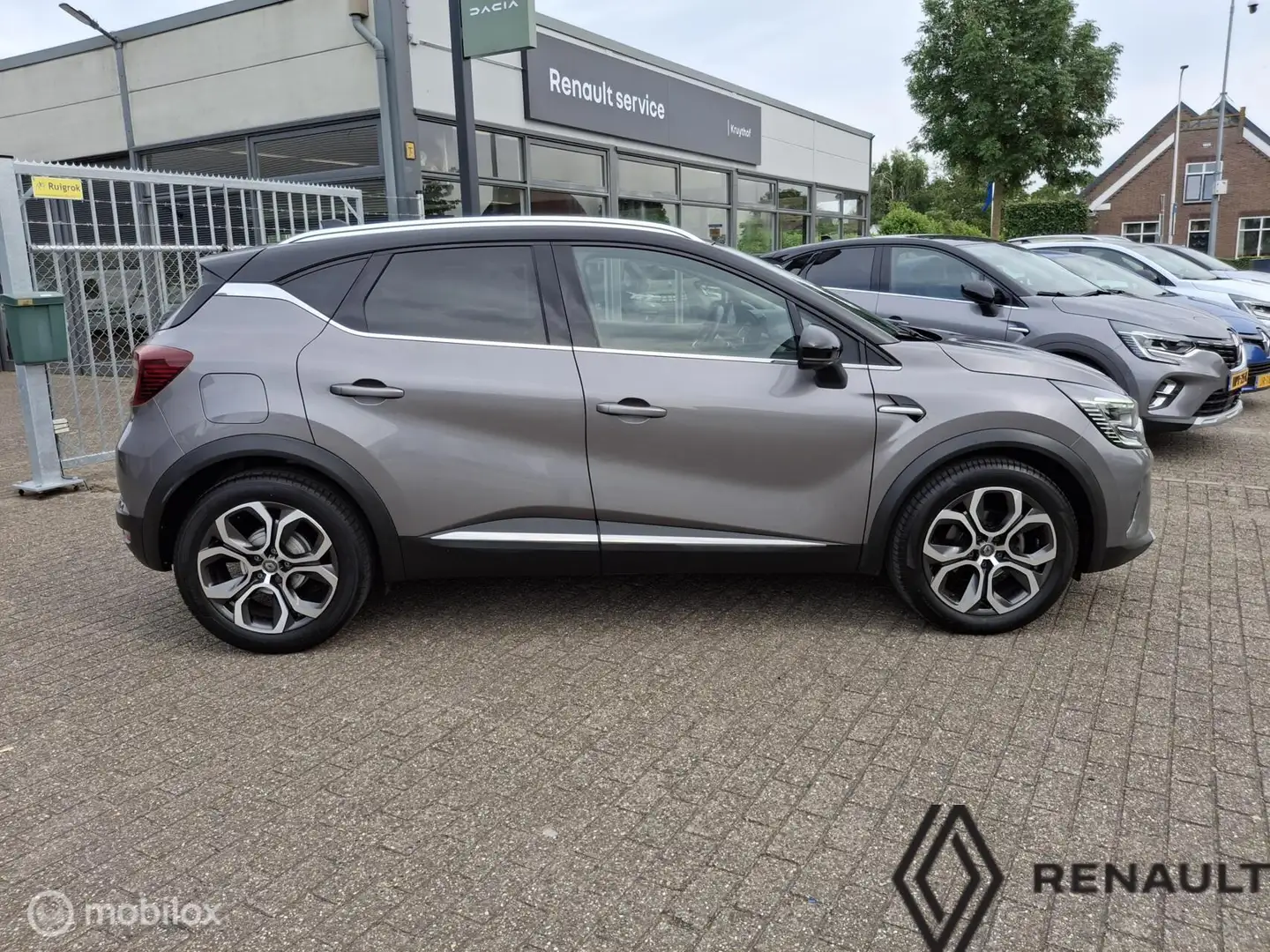 Renault Captur 1.3 TCe 140 Intens Grau - 2